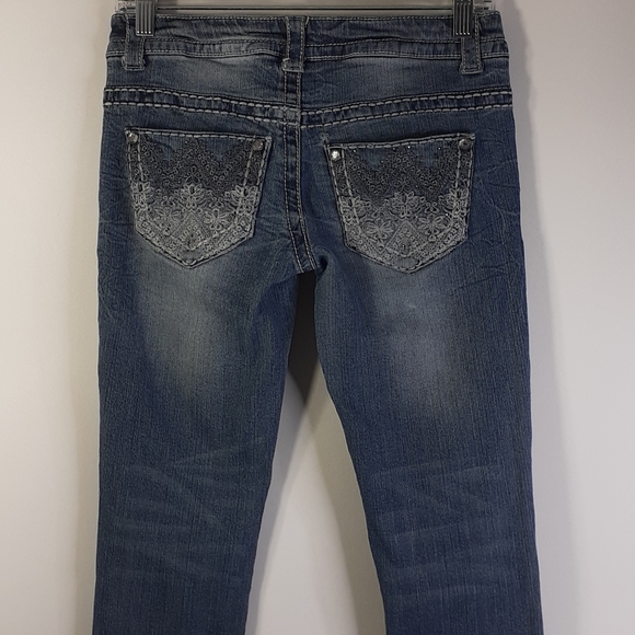 Paisley Sky Distressed Jean Capris Size 0 - Picture 5 of 16